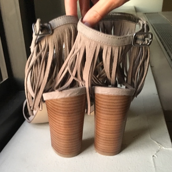 Carlos by Carlos Santana Gilda Block Heel Sandal - Picture 4 of 7